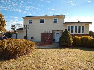 8 Baumer Rd, Sayreville, NJ 08872