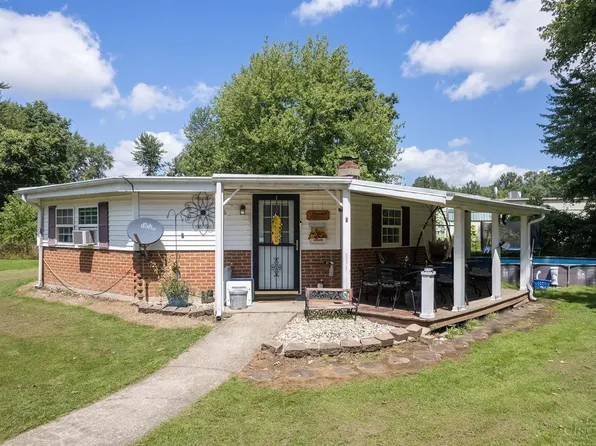 30 Amberly Dr, Georgetown, OH 45121