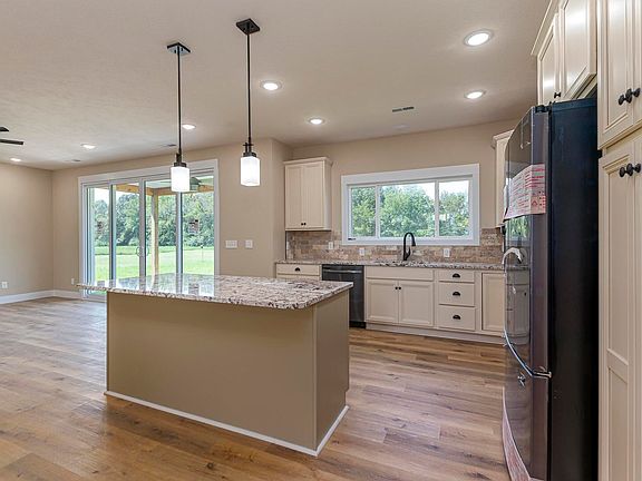 5th image of 4225 Cypress Grove Pl