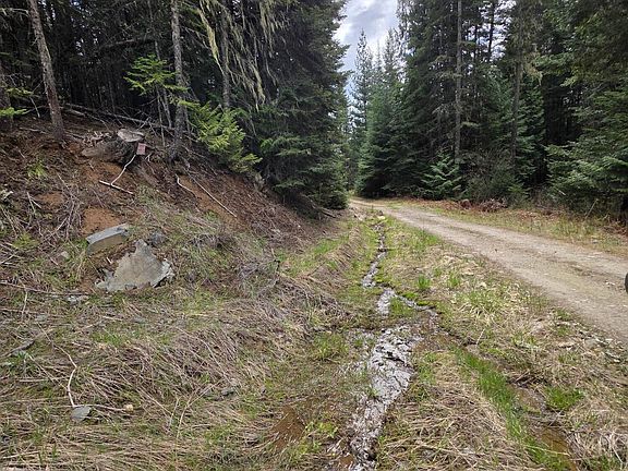 5th image of Nna Cabin Loop Rd