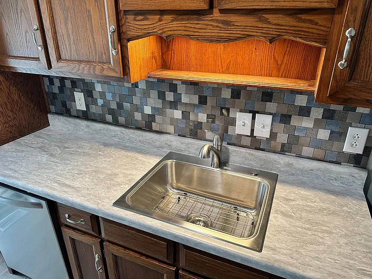 40 Greenbriar Dr #1A — Photo 15