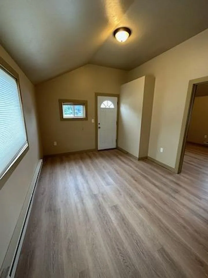 106 N K St, Livingston MT — Photo 2