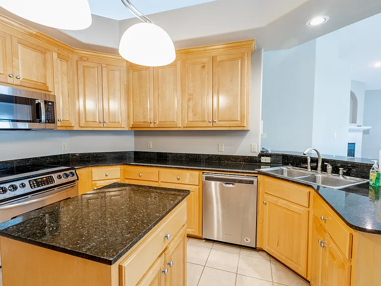 5805 Dunbar Cir — Photo 14