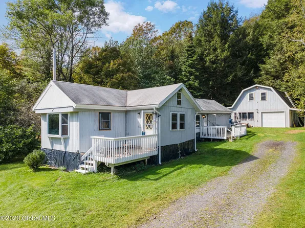 137 Lake Road, Berne, NY 12023