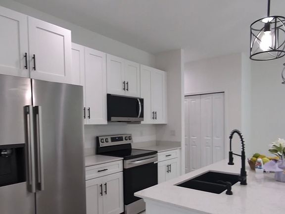 2nd image of 7097 Bougainvillea St
