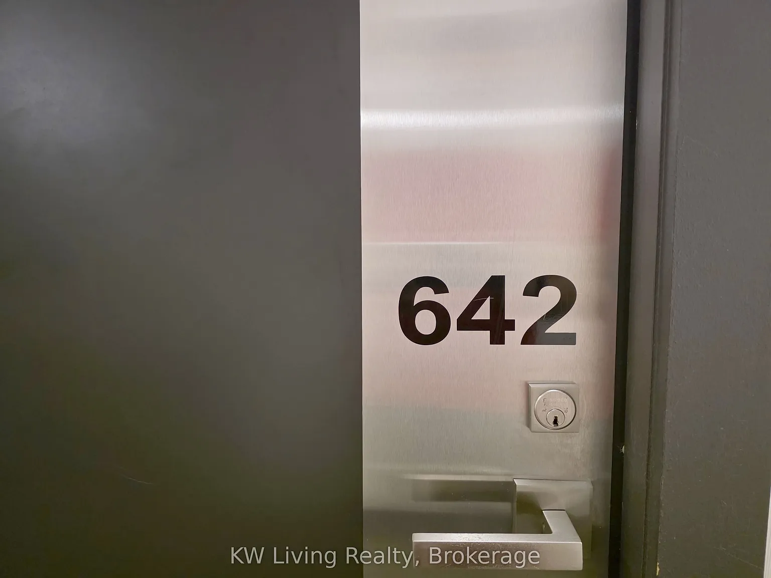 Xpression — Photo 2