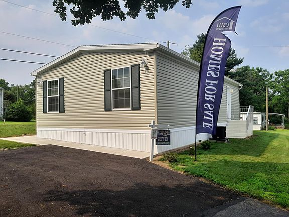 Exterior Image-5-Champion Redman 11 Monroe Valley