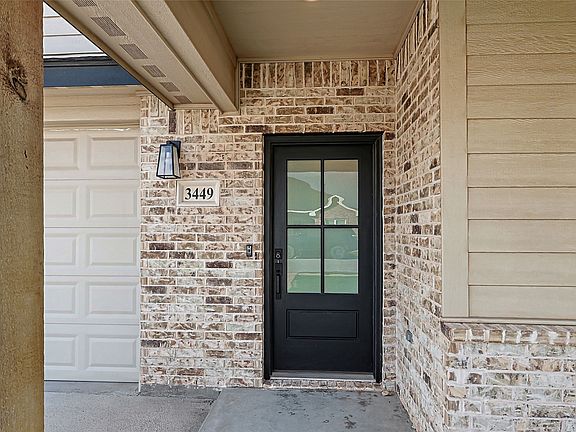 4th image of 3449 Seymour Ct