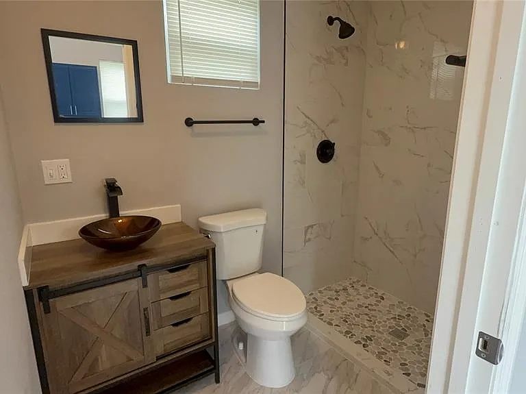8623 N Willow Ave #B — Photo 14