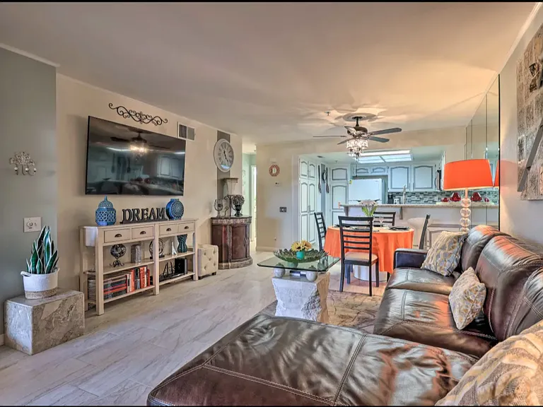 500 E Amado Rd #405 — Photo 8