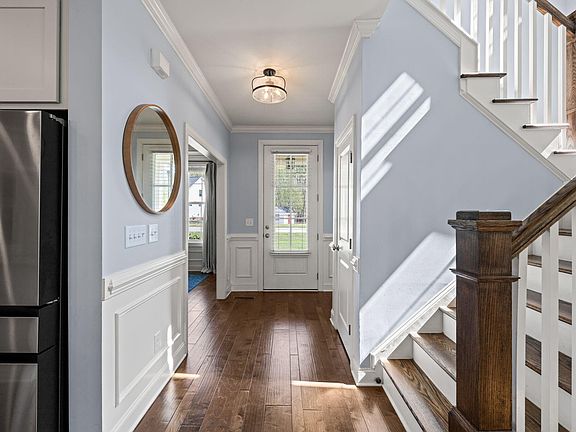 4th image of 2820 Kingston Manor Dr