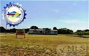 2nd image of 14210 NE County Road 3170a