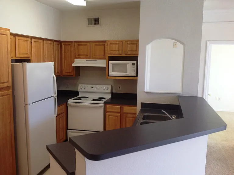 6663 Queens Borough Ave #57-207 — Photo 2