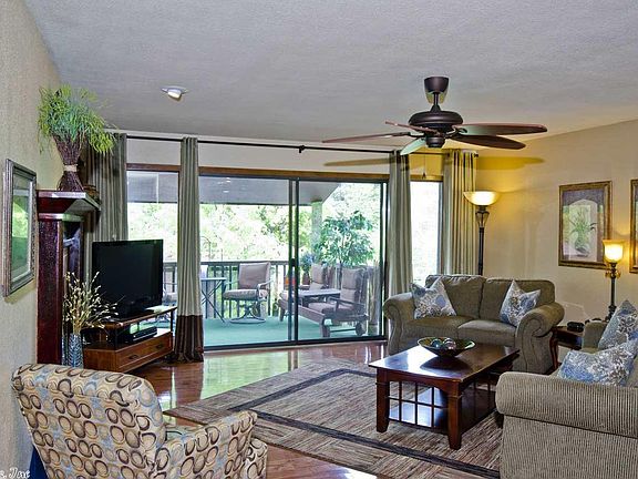 4th image of 2311 Lakeshore Dr