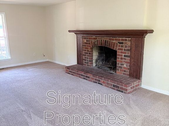 5th image of 5201 Hallmark Dr