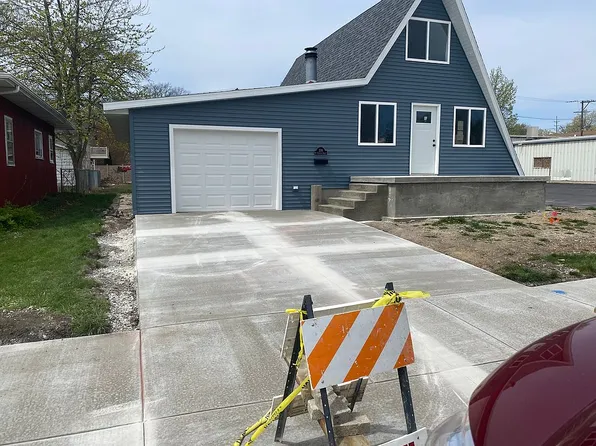 306 N Sterling St, Streator, IL 61364
