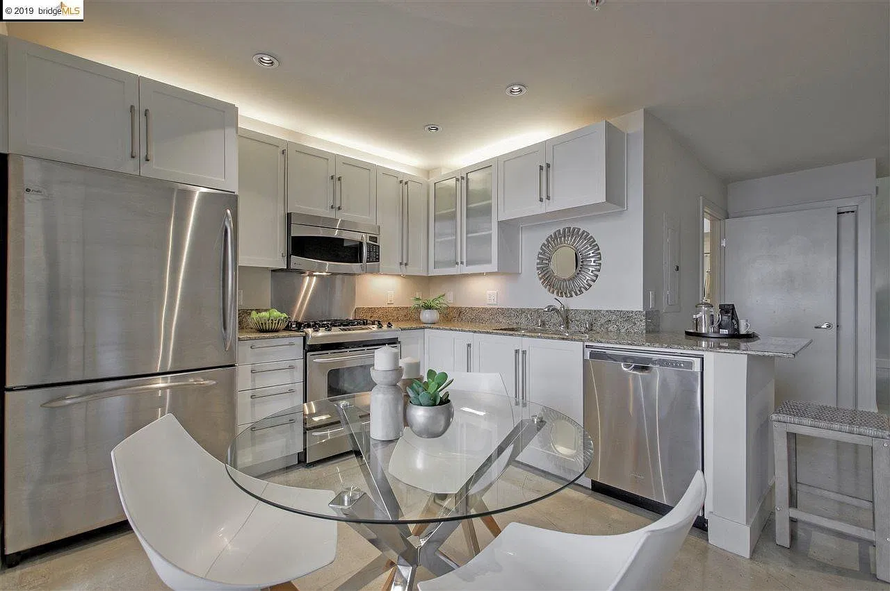 2 bed, 1283 sqft, $3,650 — Photo 2