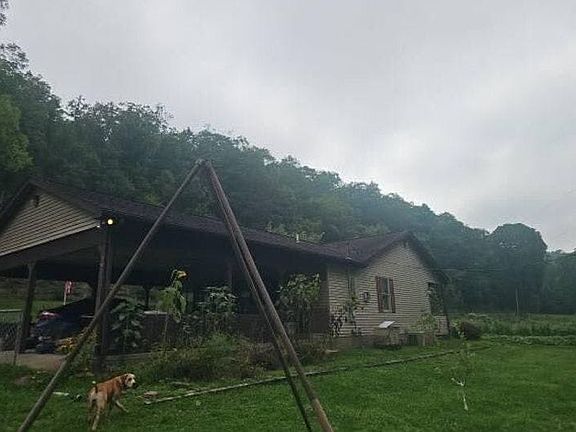 2nd image of 1056 Tumbling Run Rd