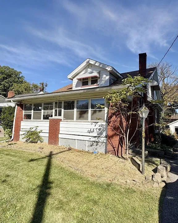 56 Shadyside Dr