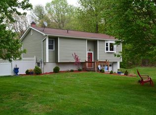 407 Meadow Ln, Plattekill, NY 12548