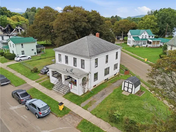 302 Broadway St, Elmira, NY 14904