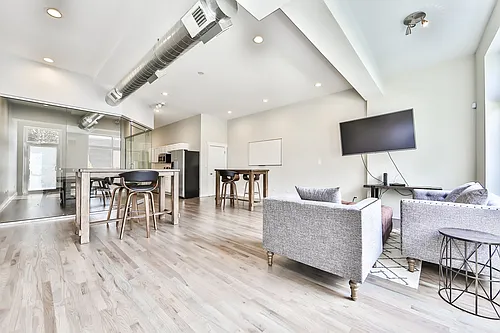 517 N Racine Ave #1 Photo 1