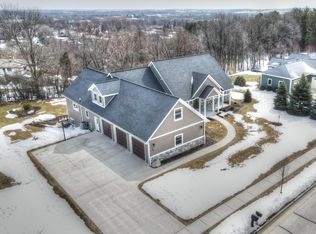 163 Tumbler Ridge Way, Plymouth City, WI 53073