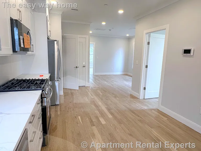 37 Gore St — Photo 4