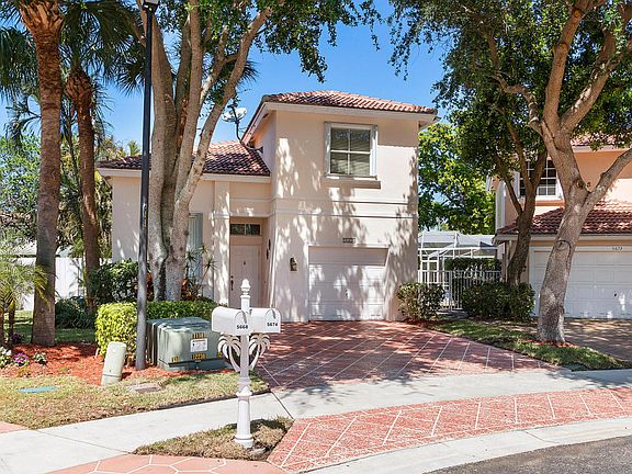 3rd image of 5674 La Quinta Ct
