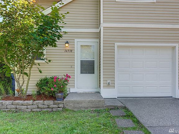 2nd image of 16538 167th St SE