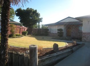 1145 Van Ct, Hanford, CA 93230