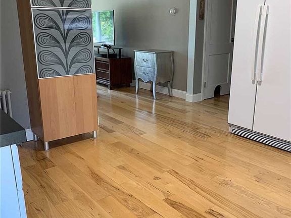 4th image of 15 Smith St