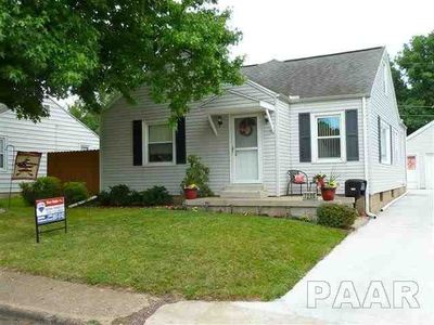 1006 Amanda St, Pekin, IL, 61554