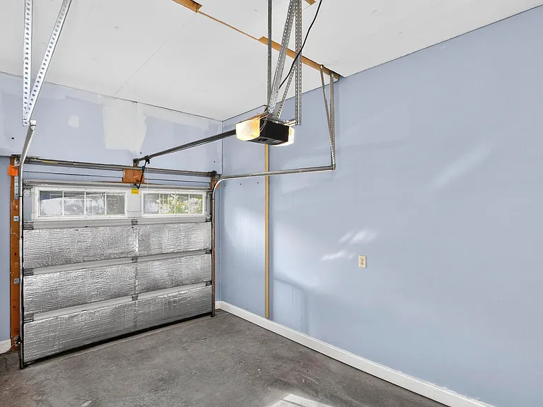 1100 Woodbury Falls Ct — Photo 25