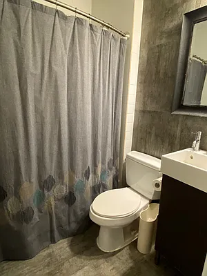 Rented by Bold New York | media 12