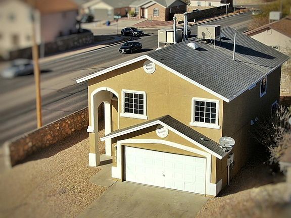 3rd image of 12401 Tierra Maria Ct