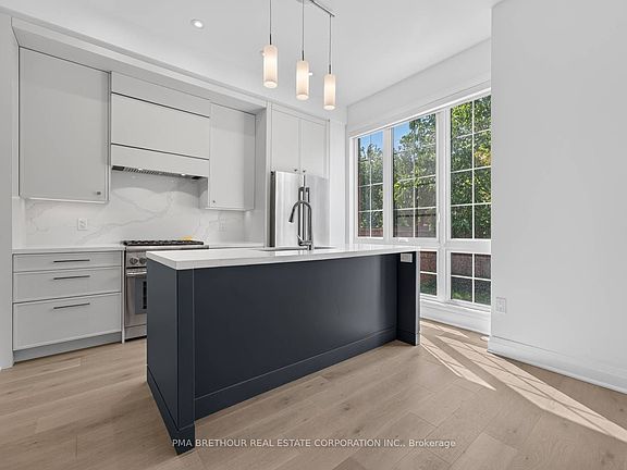 3rd image of 59 Alton Cres