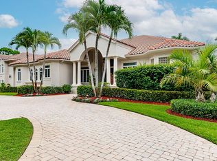 678 Carica Rd, Naples, FL 34108