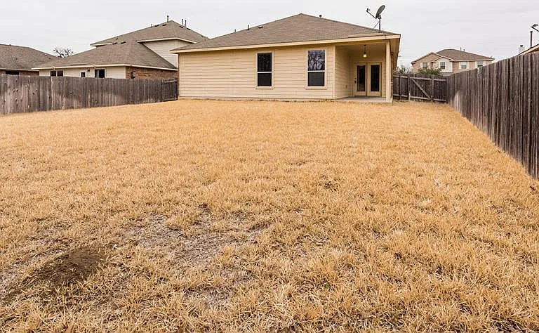 913 Brighton Pl — Photo 30