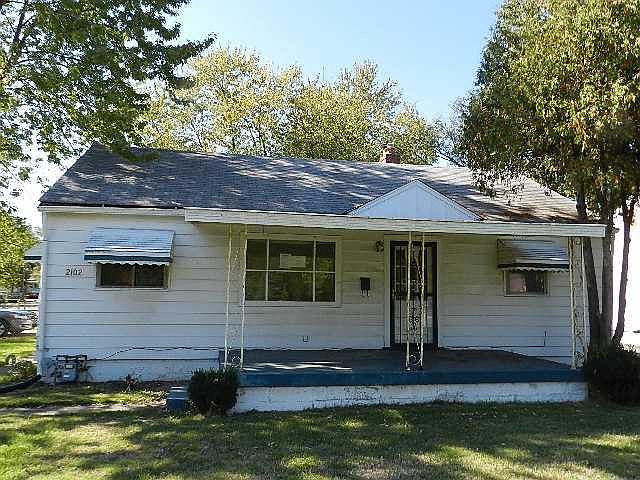 1st image of 2102 N Kessler Blvd