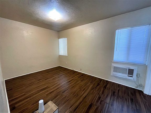 5th image of 508 S School St APT A