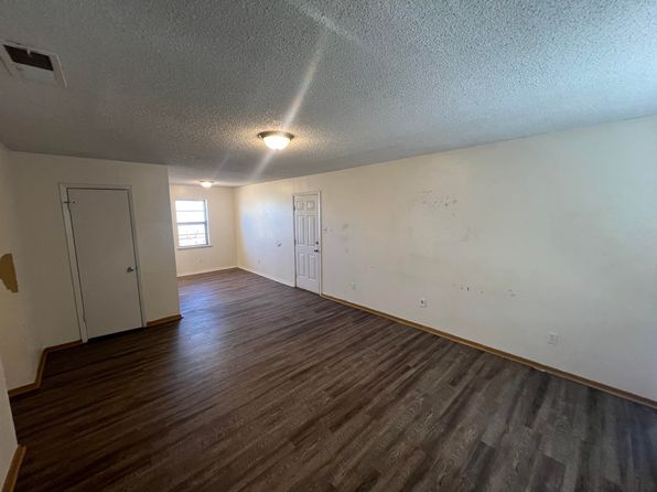 807 E 79th St, Lubbock, TX 79404