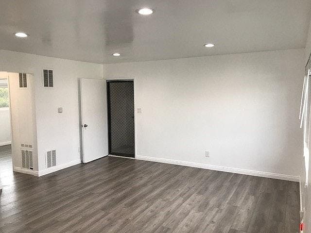 Living room 3