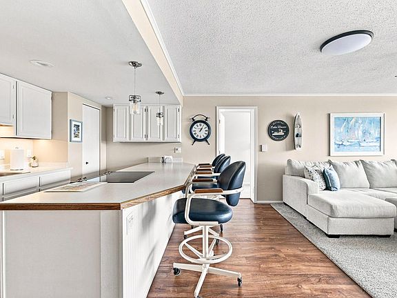 3rd image of 3405 S Browns Lake DRIVE #22