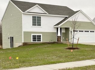 4268 Butternut Dr, Wayland, MI