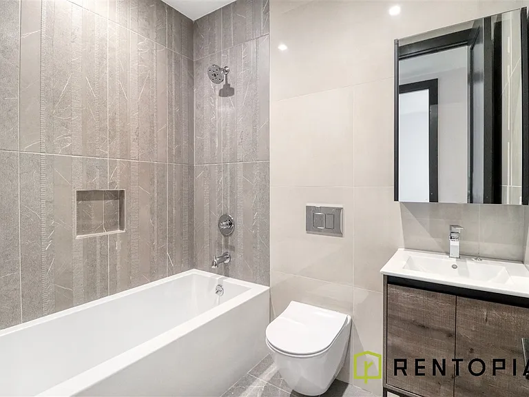 295 N 7th St #302B — Photo 10