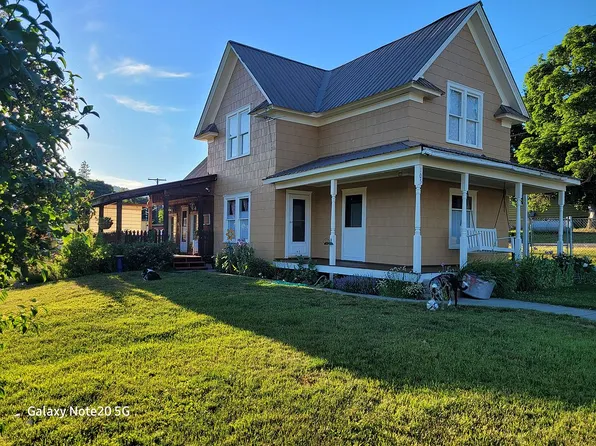 105 Park St, Thompson Falls, MT 59873