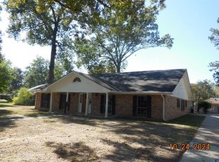 2133 Maywood Dr, Monroe, LA 71201