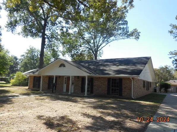 2133 Maywood Dr, Monroe, LA 71201