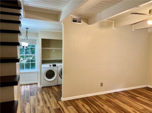 204 W 11th Ave APT 1, Covington, LA 70433